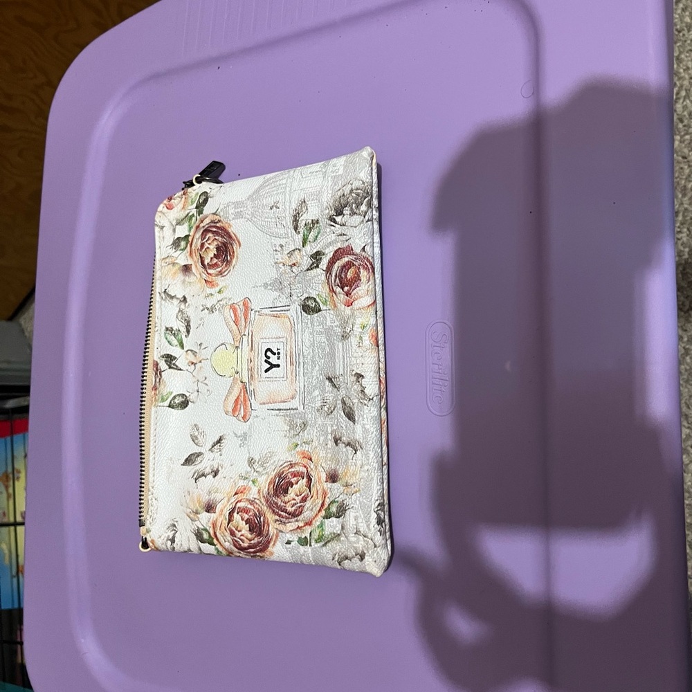 Milano Floral Clutch with Pink and Cream Accents
